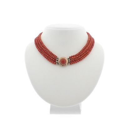 Image 1 of Blood coral bead necklace with gold clasp; Antique | 34 cm