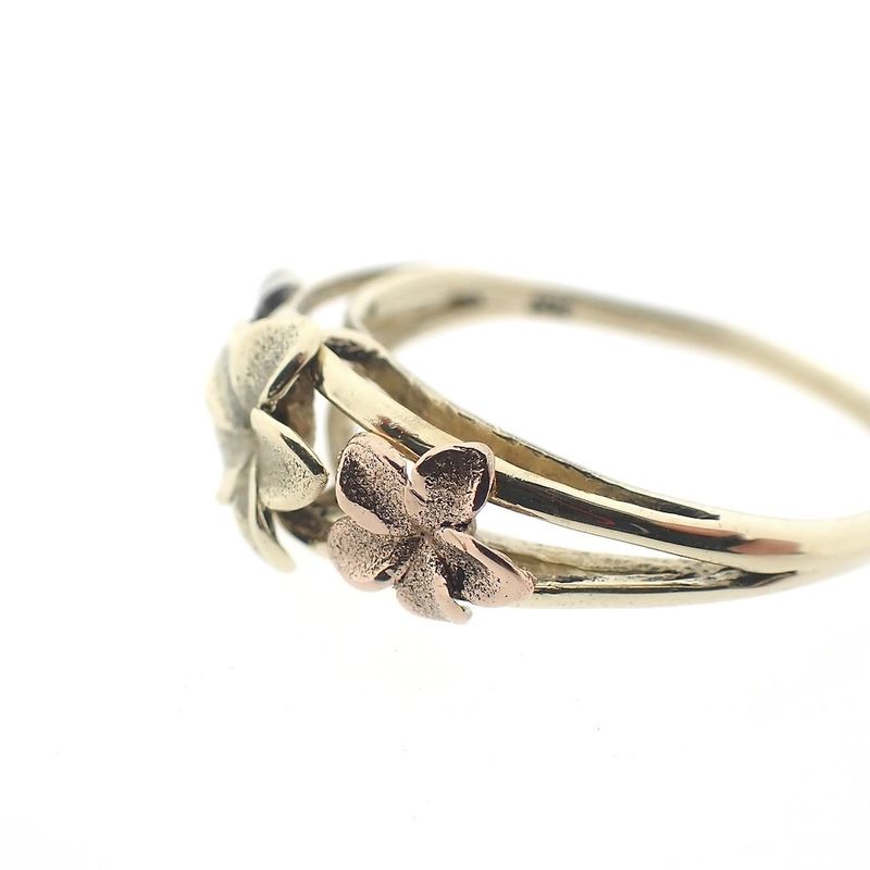 Image 4 of Tricolor gold ring