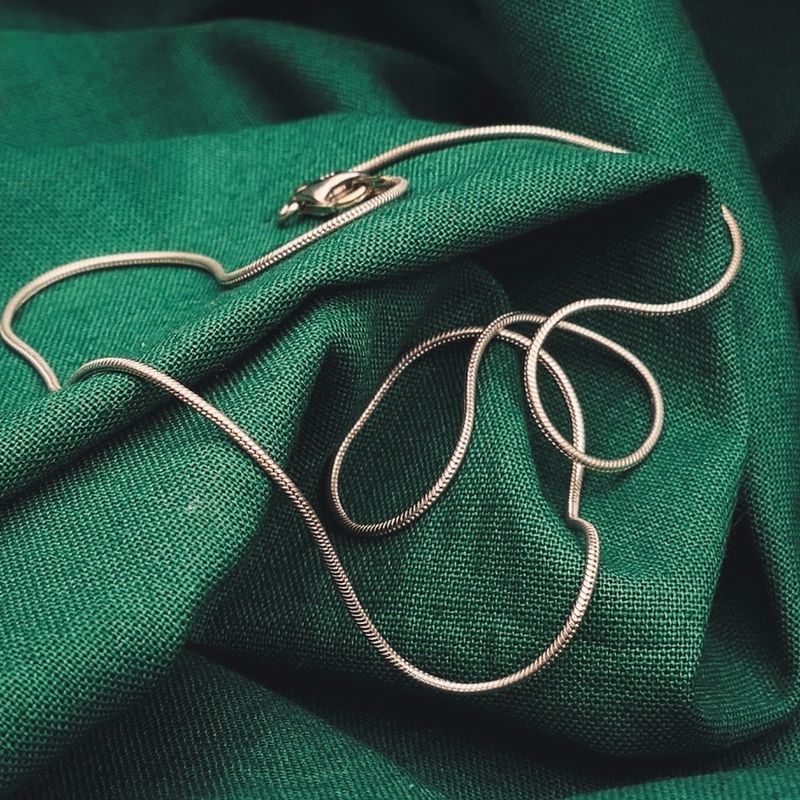 Image 2 of White gold snake link chain | 40 cm