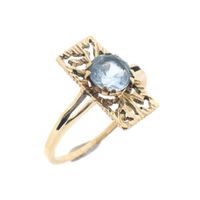 Retro gold ring with aquamarine