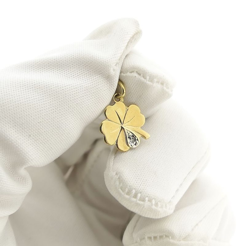 Image 2 of Gold pendant of a four-leaf clover with diamond | 0.005 ct.