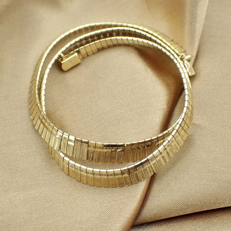 Image 7 of Golden fantasy link necklace