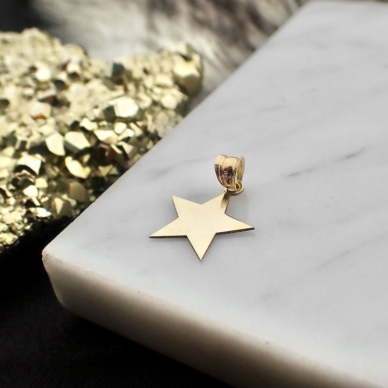 Image 3 of Gold pendant of a star