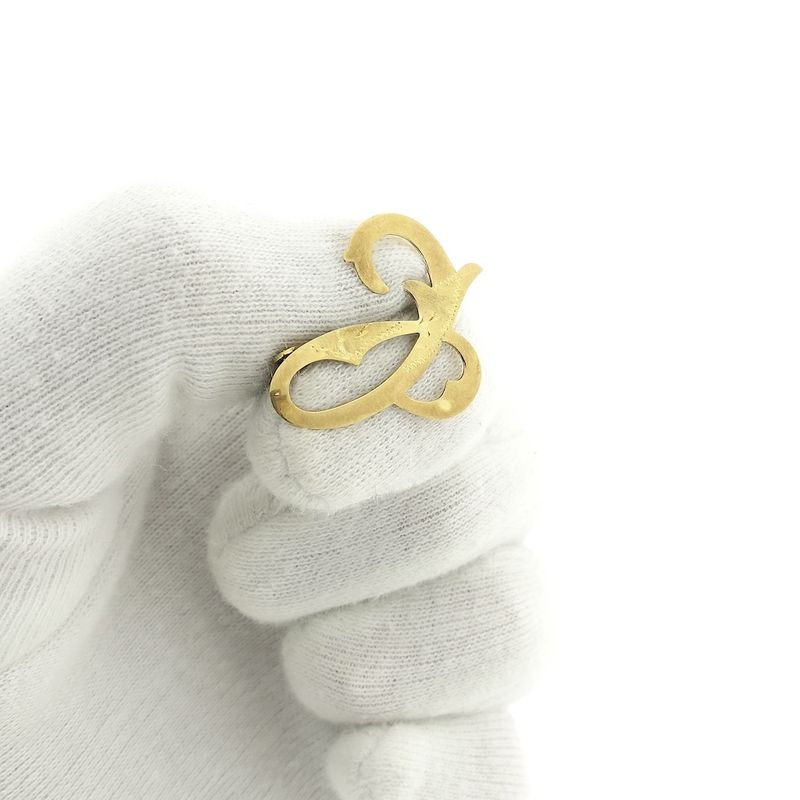 Image 13 of Vintage gold brooch; Letter C