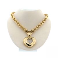 18-karat gold necklace with a detachable pendant | 1.62 ct. diamond | Chopard