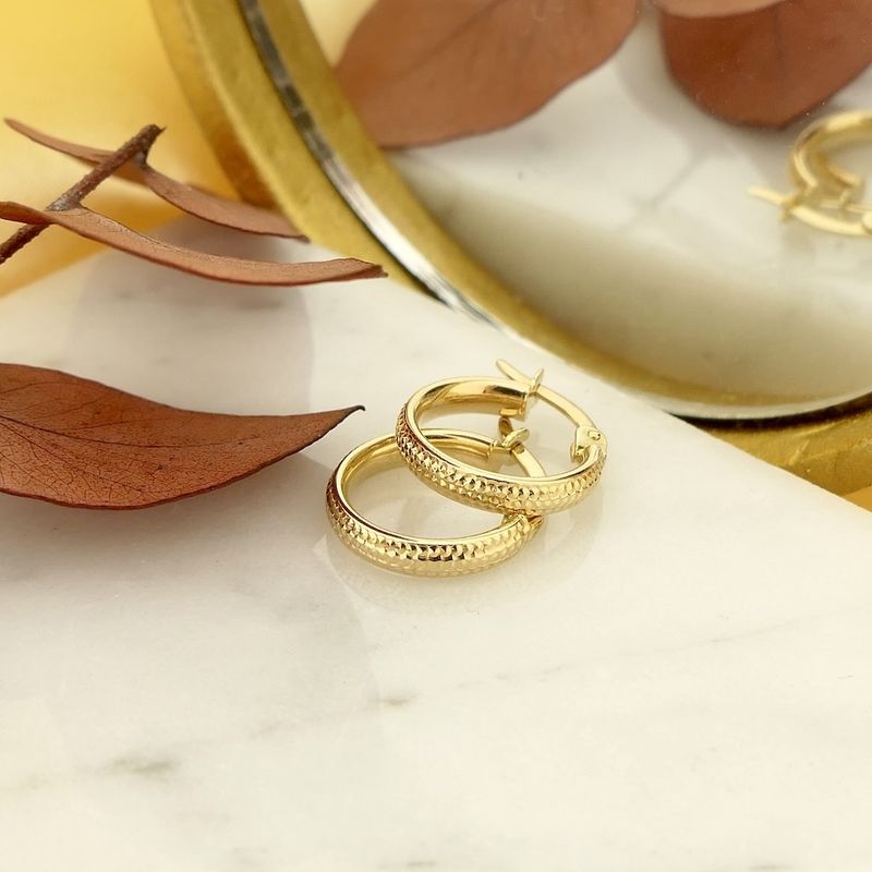 Image 2 of Gold textured earrings | Ø 13.5 mm