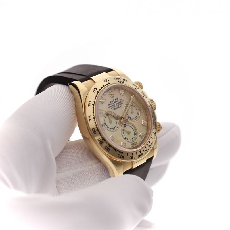 Afbeelding 18 van Rolex Daytona 116518 Mother of Pearl & Diamonds; 18ct. Gouden Heren Horloge (Full-Set 2010)