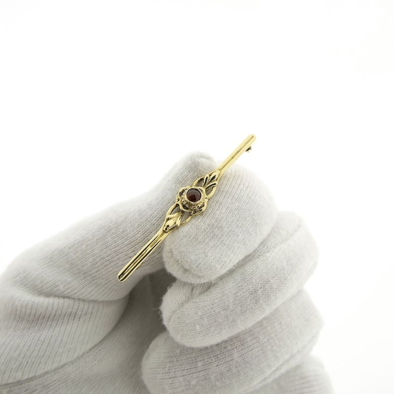 Image 7 of Vintage gold brooch with garnet
