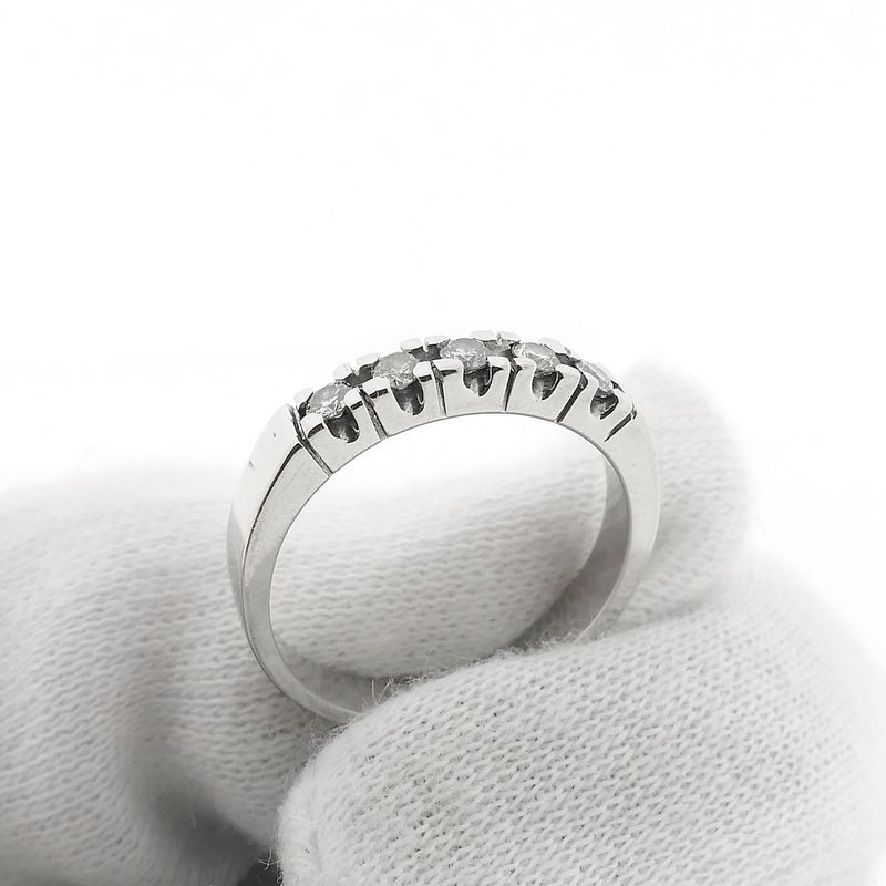 Image 6 of White gold ring with diamond | 0.25 ct.