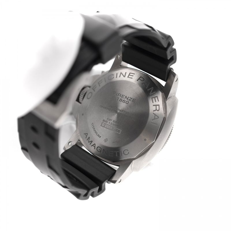 Image 11 of Panerai Luminor Submersible PAM00389; Automatic Watch