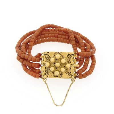 Image 1 of Red coral bead bracelet with gold clasp | 20.5 cm