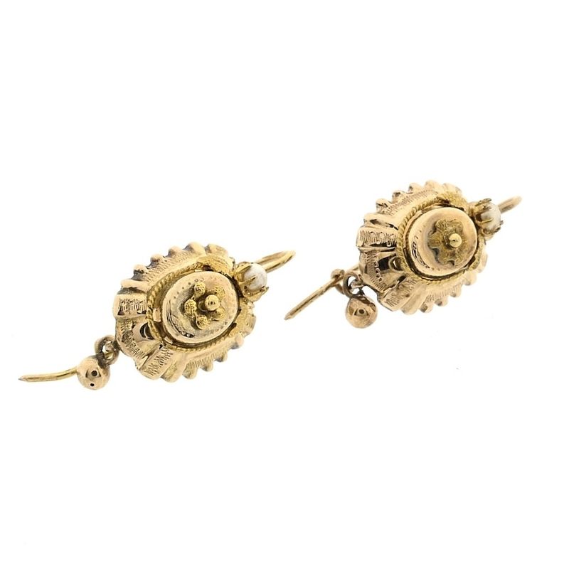 Image 3 of Gold stud earrings with pearl | Antique/vintage
