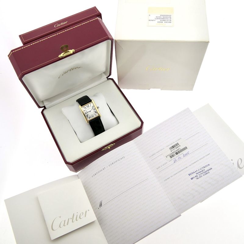 Image 9 of Cartier Tank Solo 'Large'; 18k gold watch