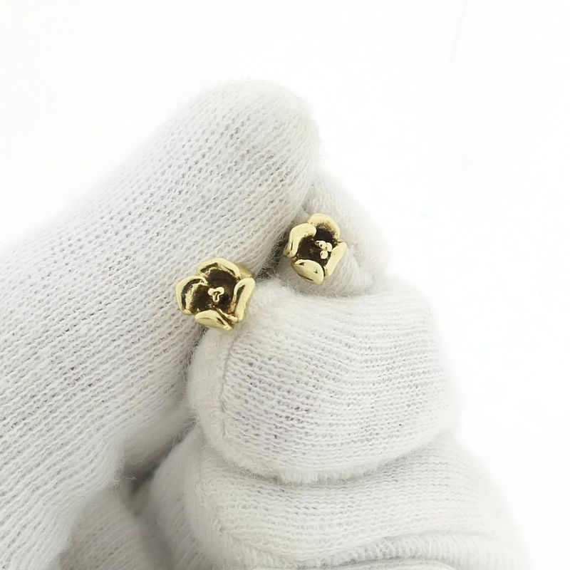 Image 9 of Golden rose stud earrings