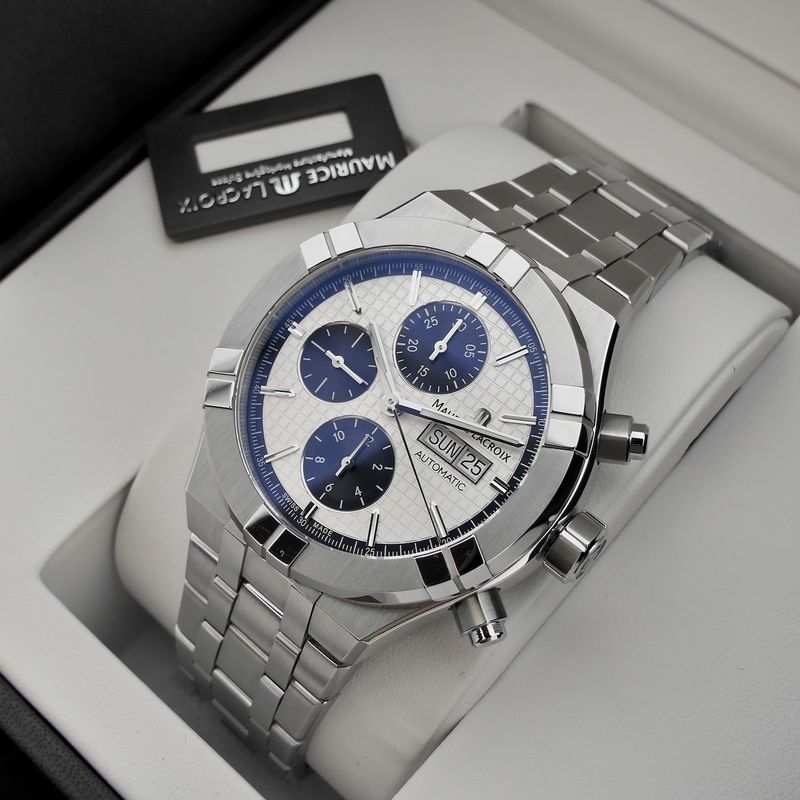 Image 19 of Maurice Lacroix AIKON Automatic AI6038-SS02-131-1; Chronograph men's watch