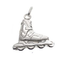 Silver pendant; Roller skates