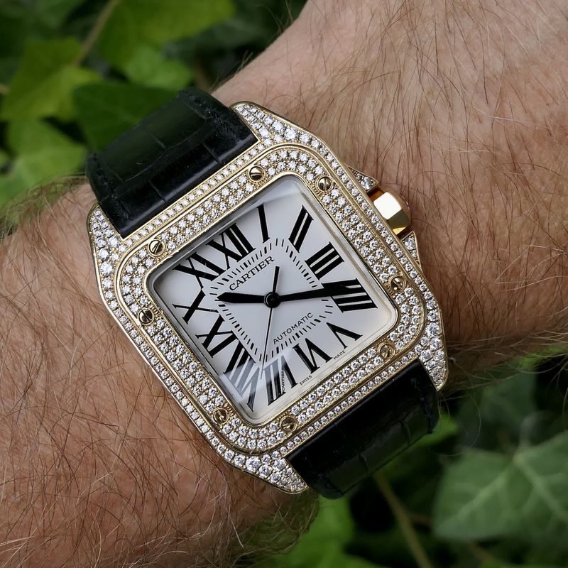 Image 30 of Cartier Santos 100 XL Automatic 2732 - W20071Y1; 18k gold watch with diamond setting