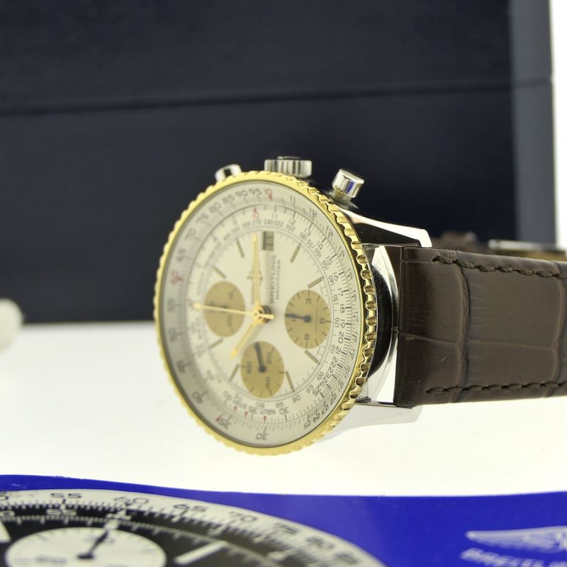 Image 9 of Breitling Navitimer 81610; Vintage chronograph men's watch