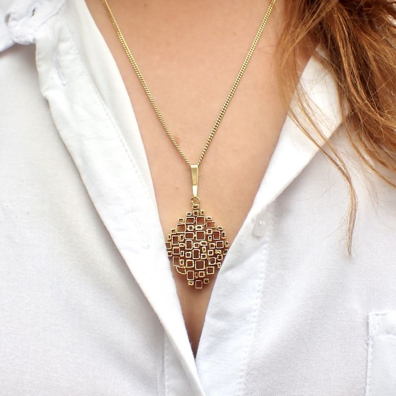 Image 4 of Gold pendant with an abstract shape