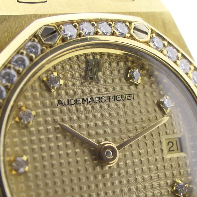 Image 7 of Audemars Piguet Royal Oak 66319BA; 18k gold women's watch with diamonds