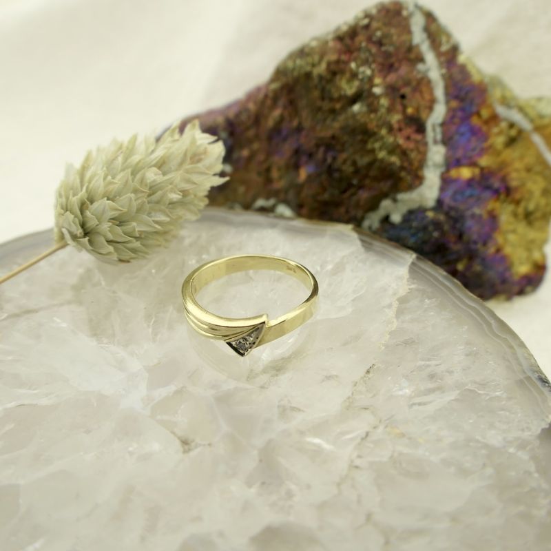 Image 2 of Golden fantasy ring with diamond 0.01 ct.