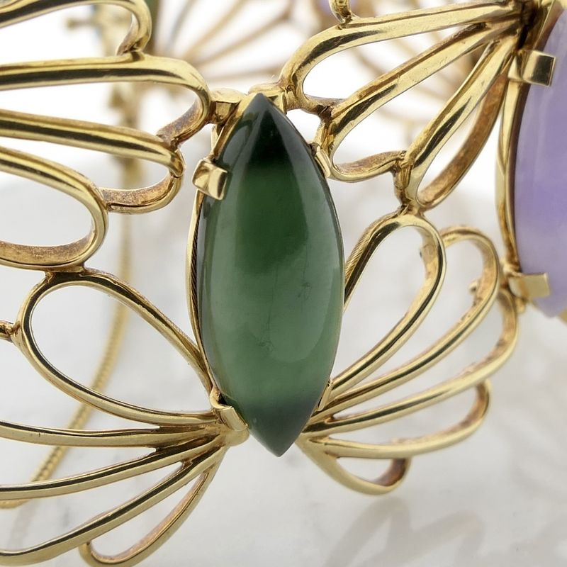 Image 6 of Gold bracelet with amethyst and jade