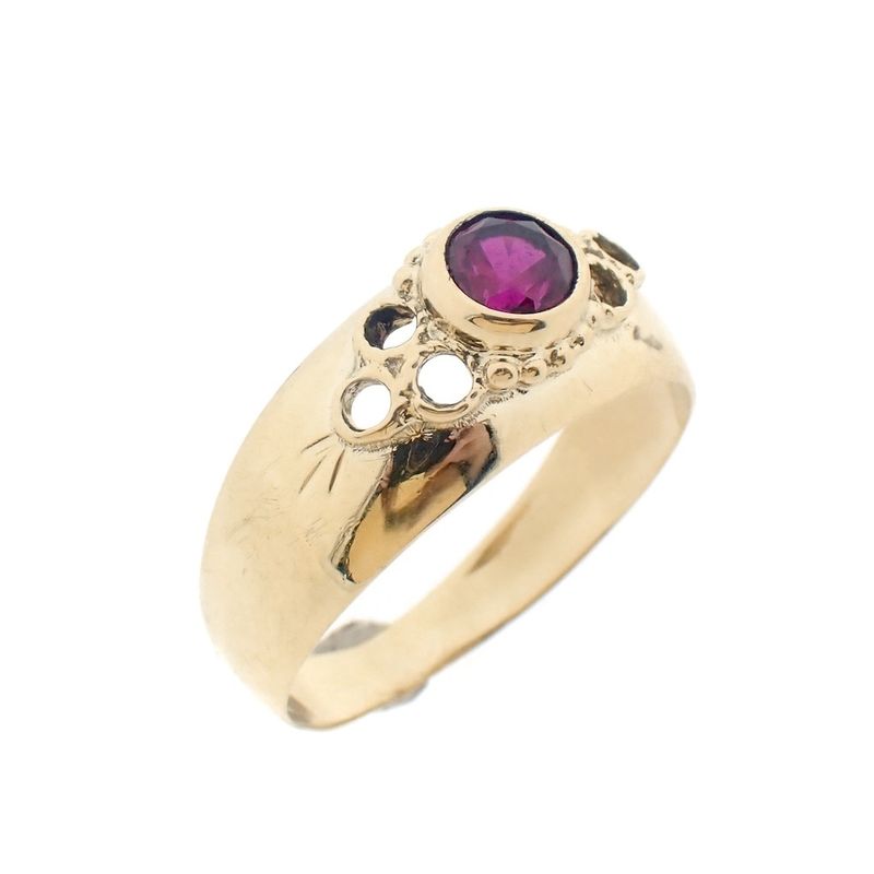 Image 1 of Gold ring with ruby