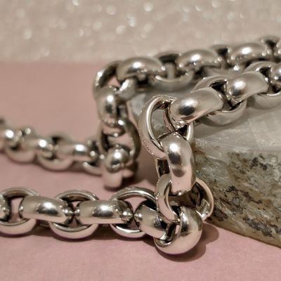 Image 2 of White gold jasseron link necklace