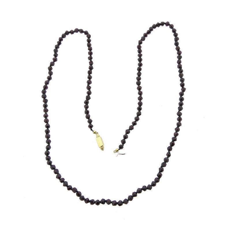 Image 3 of Garnet necklace/saucer with gold clasp; Antique | 80 cm