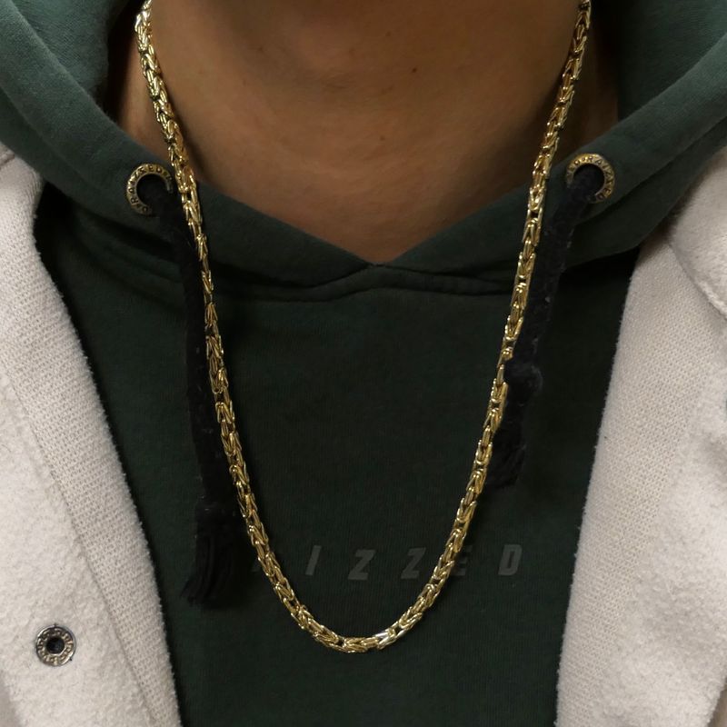 Image 10 of Gold square king link necklace