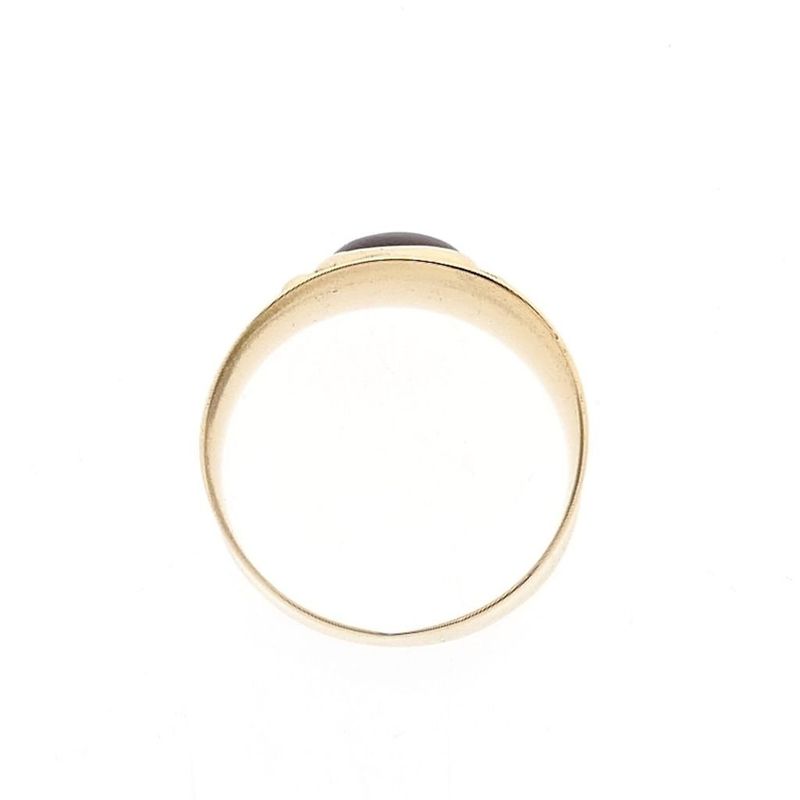 Image 5 of Vintage Gold Signet Ring with Garnet