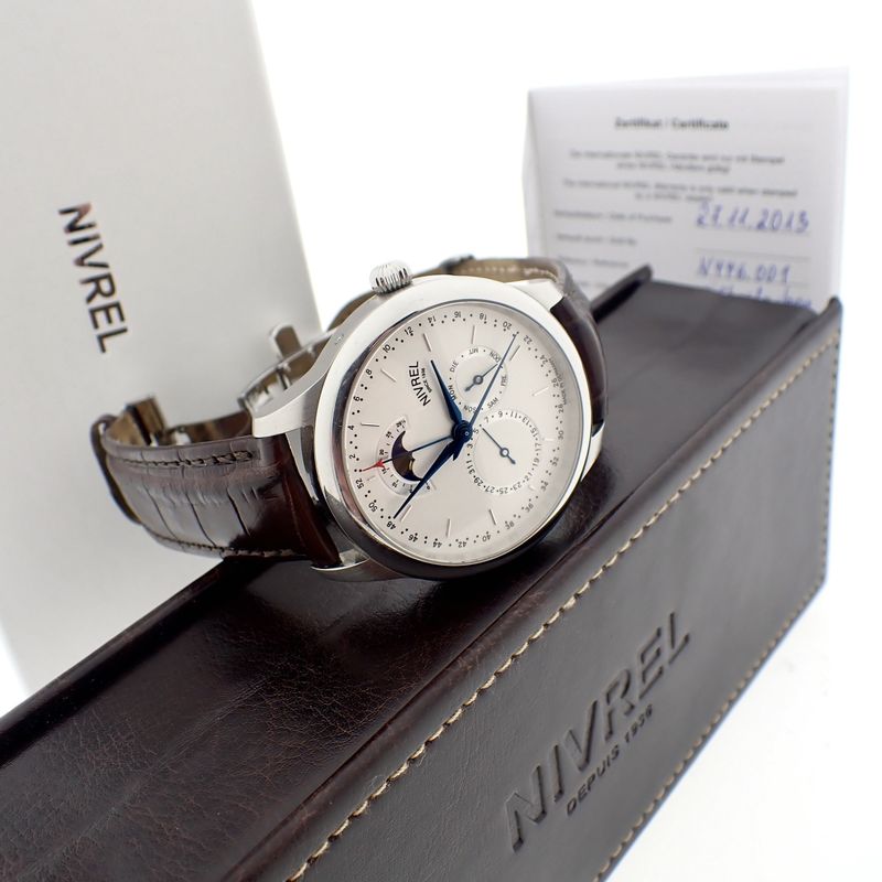 Image 7 of Nivrel Horaire L'Economiste; Automatic watch with moon phase and triple calendar