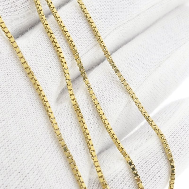 Image 6 of Golden Venetian link chain; 60.5 cm