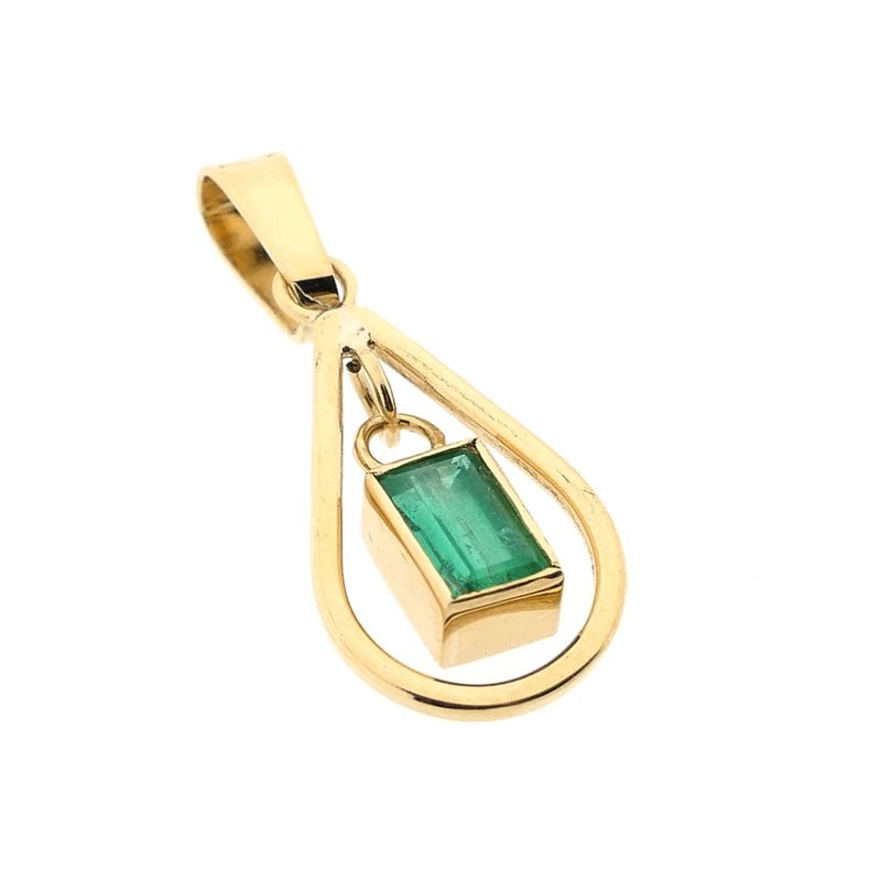 Image 4 of Gold pendant with emerald