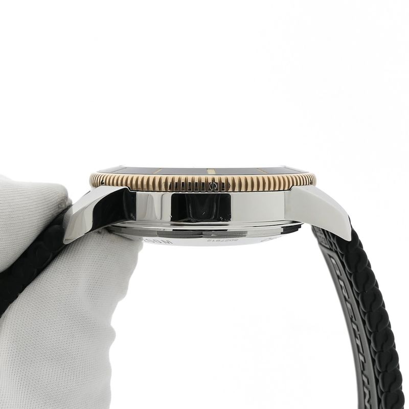 Image 6 of Breitling Superocean Heritage B20 42mm UB2010; Automatic men's watch