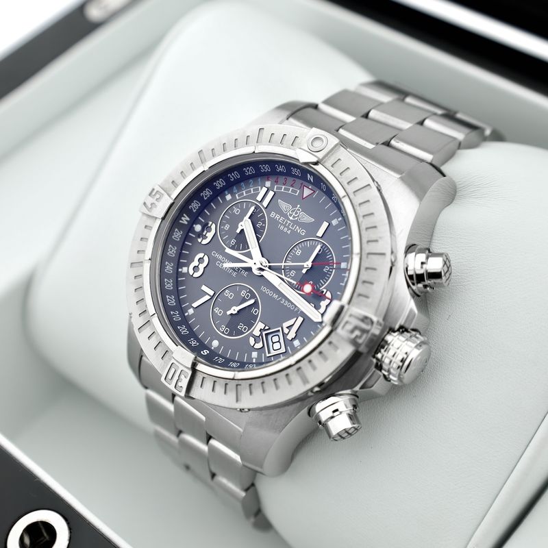 Image 18 of Breitling Avenger Seawolf A73390; Chronograph Men's Watch