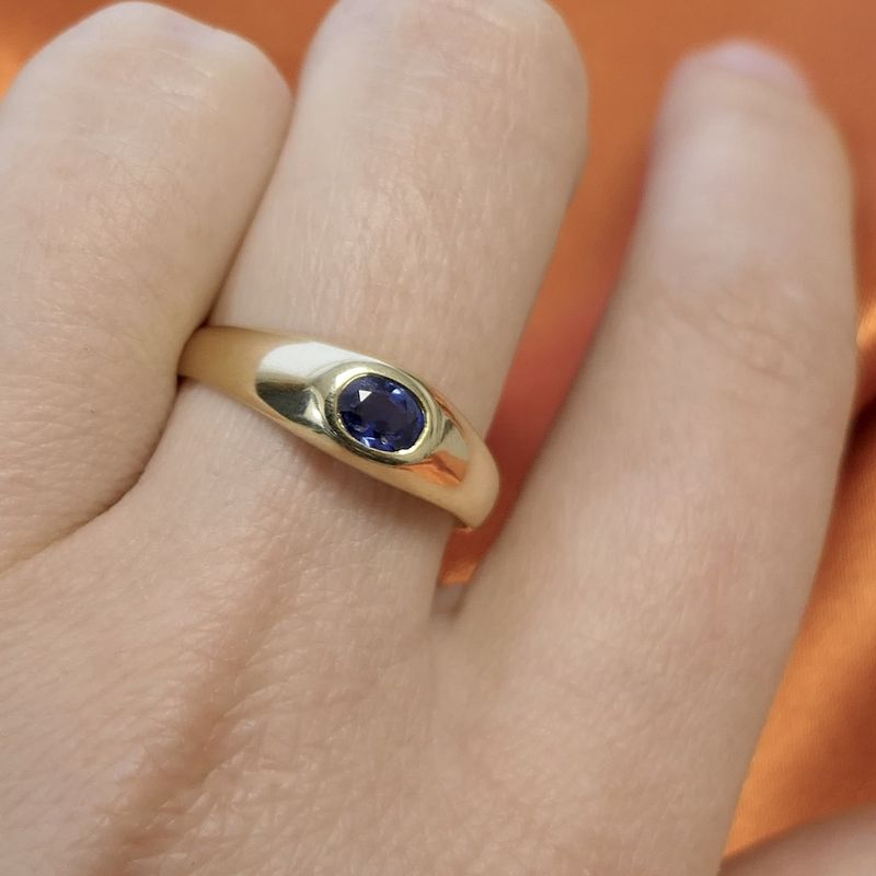 Image 8 of 18 carat gold ring with blue sapphire
