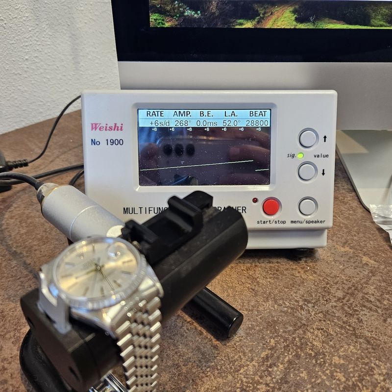 Image 21 of Rolex Datejust 16220; Automatic watch