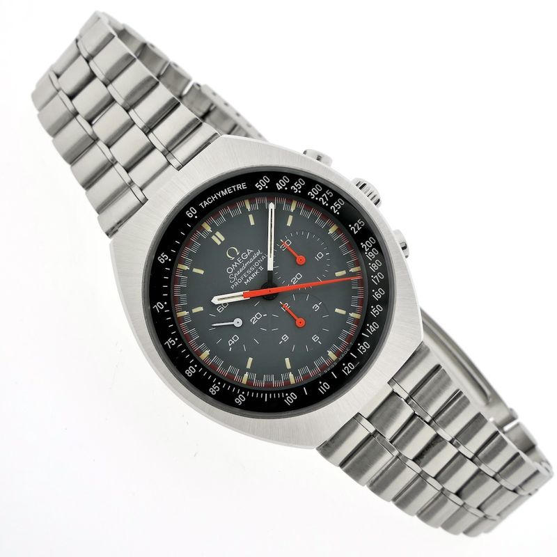 Image 5 of Omega Speedmaster Mark II 'Racing Dial' 145.014; Vintage chronograph men's watch