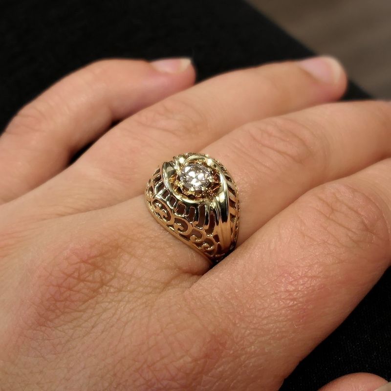 Image 7 of Gold domed ring with diamond; 0.47 ct.