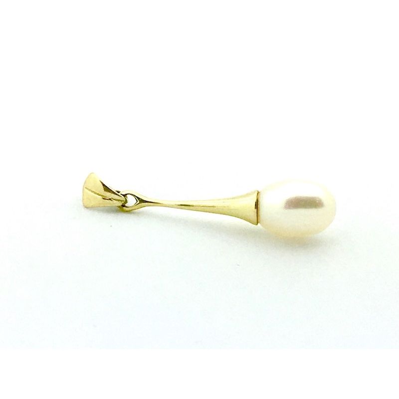 Image 2 of Gold solitaire pendant with a pearl