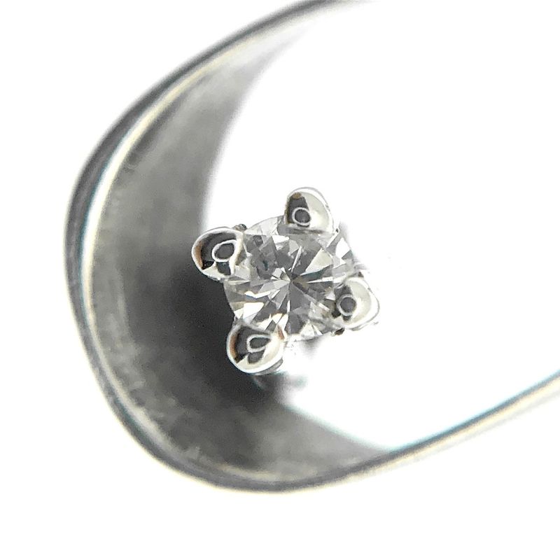 Image 4 of White gold pendant with diamond 0.025 ct.