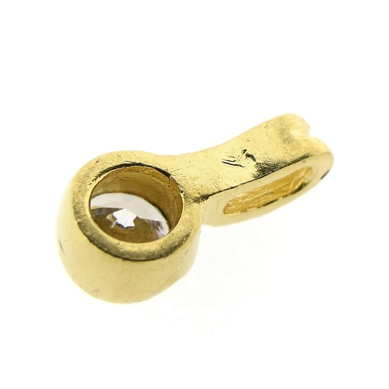 Image 6 of 18 carat gold pendant with zirconia
