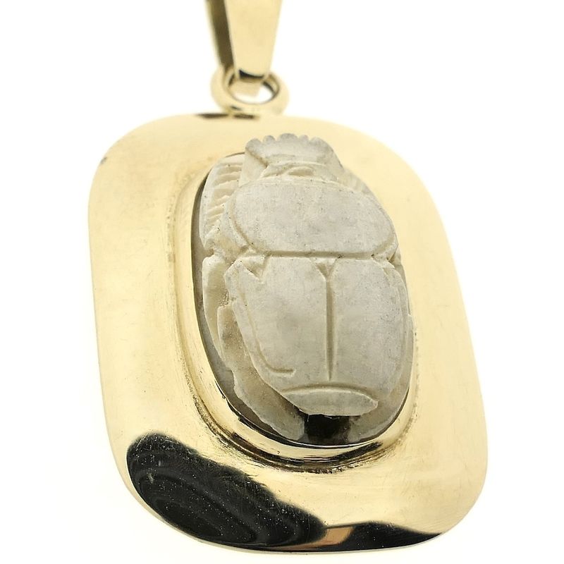 Image 3 of Gold pendant with scarab