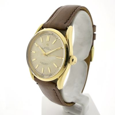 Image 2 of Rolex Oyster Perpetual 6290; Vintage 18k automatic watch from 1955
