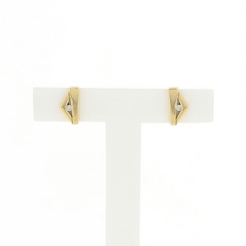 Image 1 of Gold earrings with diamond; 0.01 ct.