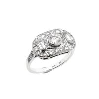 White gold Art Deco ring with diamond; 0.65 ct.