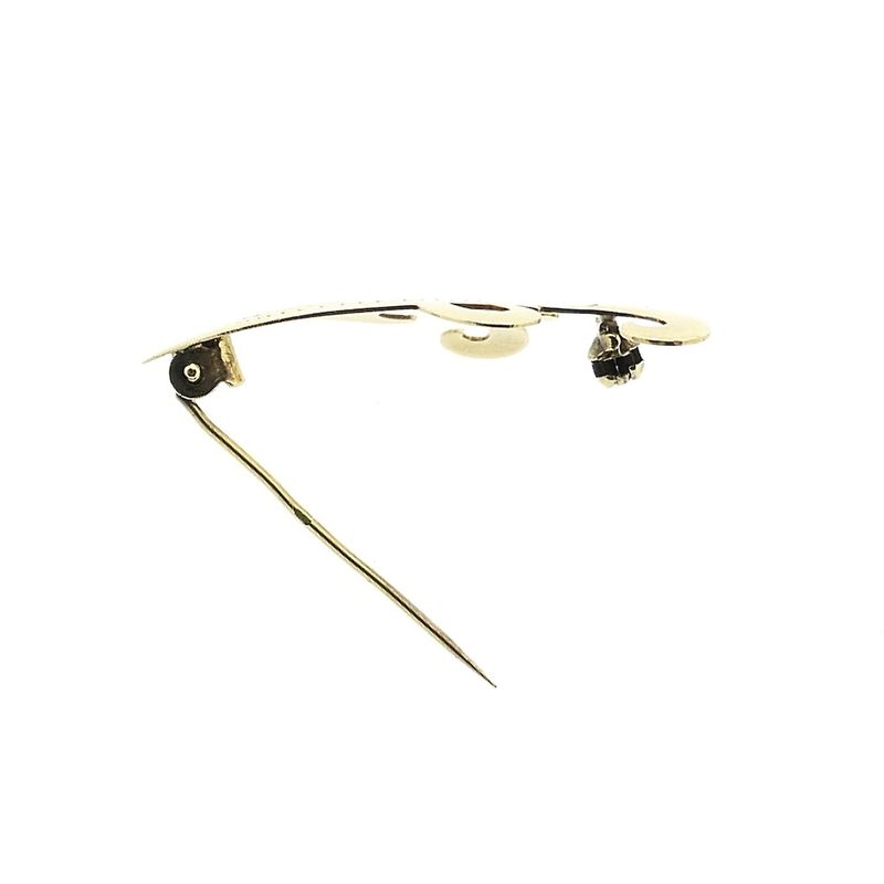 Image 5 of Gold brooch of the letter L