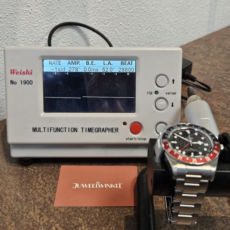 Image 23 of Tudor Black Bay GMT M79830RB-0001; Automatic men's watch