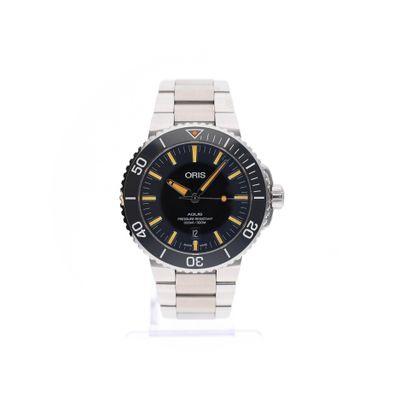 Image 1 of Oris Aquis Date 43.5mm Automatic Men's Watch